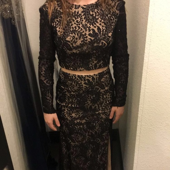 Black Lace Two Piece Dress - Picture 2 of 4